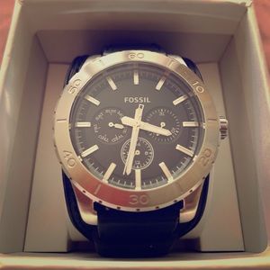 Men’s black leather Fossil watch, NIB